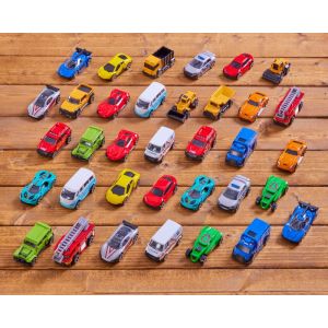 35 Die Cast Vehicles